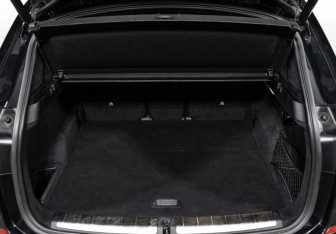 Подержанный автомобиль BMW X1 2018 года (19 фото)