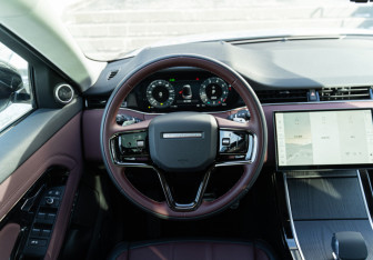 Новый Land Rover Range Rover Evoque 2025 (13 фото)