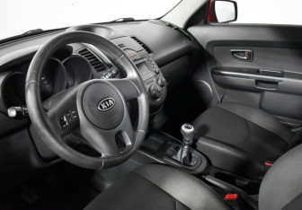 Подержанный автомобиль Kia Soul 2009 года (9 фото)