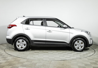 Подержанный автомобиль Hyundai Creta 2018 года (4 фото)