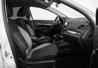 Подержанный автомобиль LADA (ВАЗ) Vesta Sedan 2023 года (20 фото)