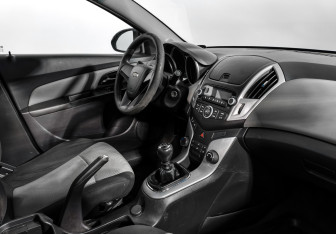 Подержанный автомобиль Chevrolet Cruze Sedan 2013 года (13 фото)