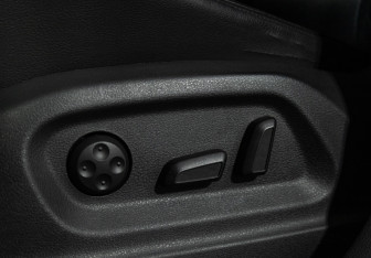 Подержанный автомобиль Volkswagen Tiguan 2010 года (15 фото)