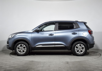 Подержанный автомобиль Chery Tiggo 4 2021 года (8 фото)