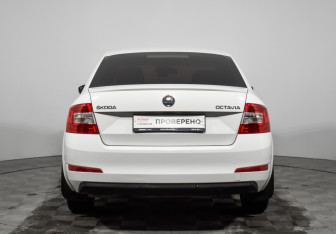 Подержанный автомобиль Skoda Octavia Liftback 2014 года (6 фото)