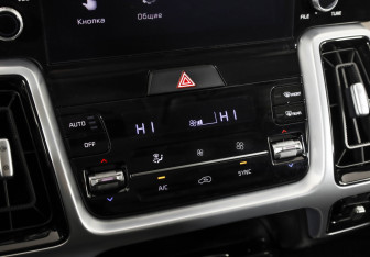 Подержанный автомобиль Kia Sorento 2021 года (17 фото)