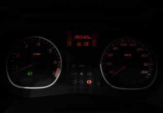 Подержанный автомобиль Renault Duster 2013 года (12 фото)