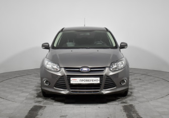 Подержанный автомобиль Ford Focus Sedan 2012 года (2 фото)