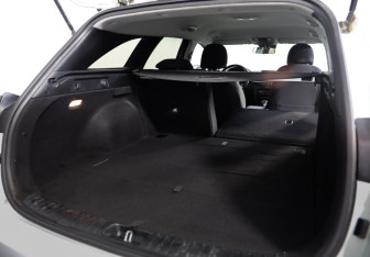 Подержанный автомобиль Kia Ceed Wagon 2019 года (25 фото)