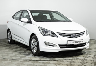 Подержанный автомобиль Hyundai Solaris Sedan 2015 года (3 фото)