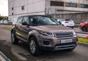 Подержанный автомобиль Land Rover Range Rover Evoque 2017 года (5 фото)