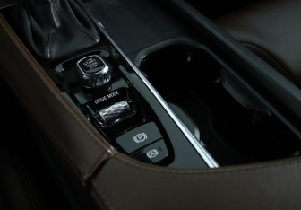 Подержанный автомобиль Volvo XC90 2020 года (19 фото)