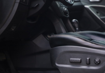 Подержанный автомобиль Hyundai Santa Fe 2012 года (27 фото)