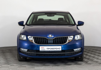 Подержанный автомобиль Skoda Octavia Liftback 2019 года (2 фото)