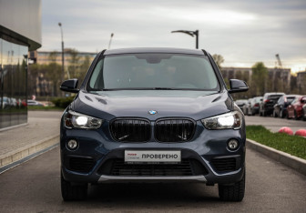 Подержанный автомобиль BMW X1 2016 года (4 фото)