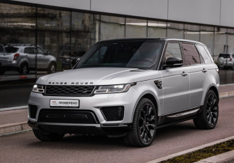 Подержанный автомобиль Land Rover Range Rover Sport 2021 года (3 фото)