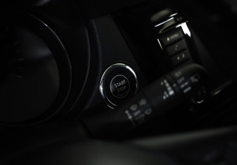 Подержанный автомобиль Nissan X-Trail 2021 года (13 фото)