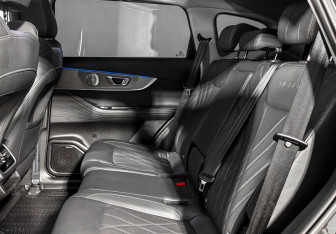 Подержанный автомобиль Chery Tiggo 8 Pro Max 2023 года (13 фото)