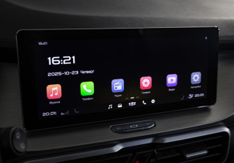 Подержанный автомобиль Geely Coolray 2021 года (18 фото)