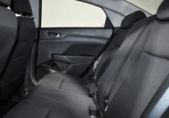 Подержанный автомобиль Hyundai Solaris Sedan 2019 года (12 фото)