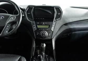 Подержанный автомобиль Hyundai Santa Fe 2014 года (14 фото)