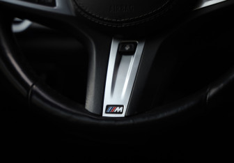 Подержанный автомобиль BMW X6 2021 года (14 фото)