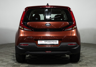 Подержанный автомобиль Kia Soul 2021 года (6 фото)