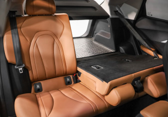 Подержанный автомобиль Omoda C5 2022 года (31 фото)