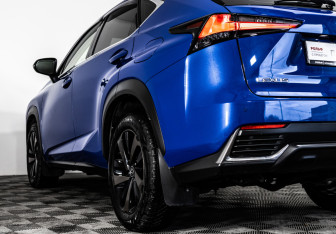 Подержанный автомобиль Lexus NX 2020 года (8 фото)