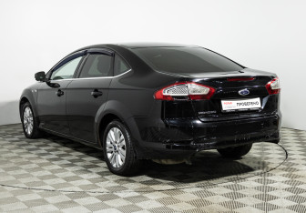 Подержанный автомобиль Ford Mondeo Sedan 2014 года (7 фото)