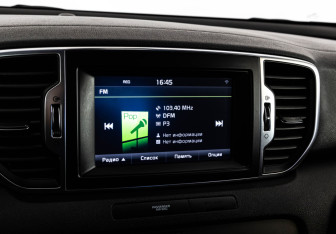 Подержанный автомобиль Kia Sportage 2016 года (15 фото)