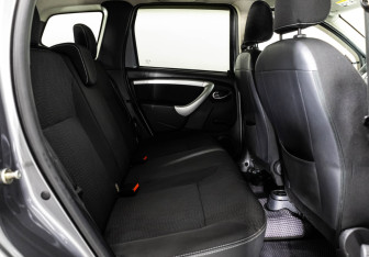 Подержанный автомобиль Nissan Terrano 2018 года (16 фото)