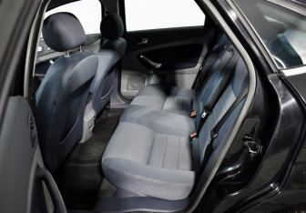 Подержанный автомобиль Ford Mondeo Sedan 2008 года (11 фото)