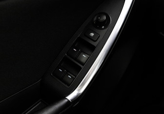 Подержанный автомобиль Mazda CX-5 2014 года (16 фото)