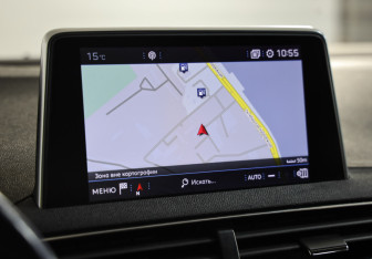 Подержанный автомобиль Peugeot 3008 2019 года (15 фото)