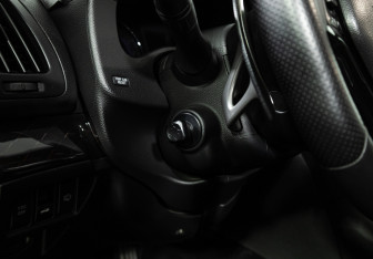 Подержанный автомобиль Infiniti G Sedan 2008 года (23 фото)