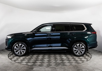 Подержанный автомобиль Exeed VX 2023 года (9 фото)