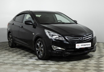 Подержанный автомобиль Hyundai Solaris Sedan 2015 года (3 фото)