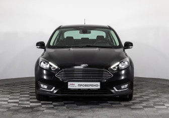 Подержанный автомобиль Ford Focus Sedan 2019 года (2 фото)