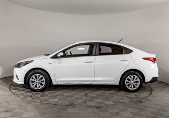 Подержанный автомобиль Hyundai Solaris Sedan 2020 года (8 фото)