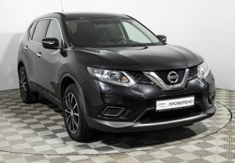 Подержанный автомобиль Nissan X-Trail 2016 года (4 фото)