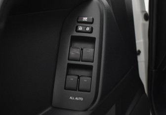 Подержанный автомобиль Toyota Land Cruiser Prado 2021 года (19 фото)