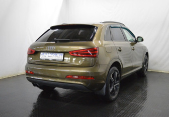 Подержанный автомобиль Audi Q3 2011 года (5 фото)