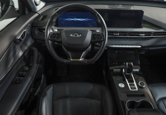 Подержанный автомобиль Chery Tiggo 8 Pro Max 2022 года (10 фото)