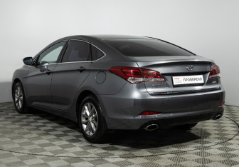 Подержанный автомобиль Hyundai i40 Sedan 2015 года (7 фото)