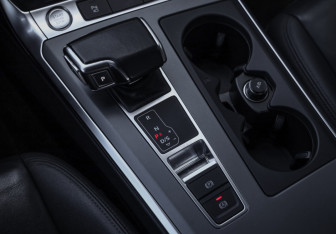 Подержанный автомобиль Audi A6 Sedan 2020 года (22 фото)