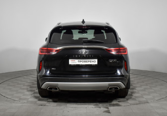 Подержанный автомобиль Infiniti QX50 2018 года (6 фото)