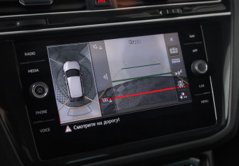 Подержанный автомобиль Volkswagen Tiguan 2018 года (14 фото)