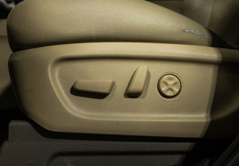 Подержанный автомобиль Kia Carnival 2019 года (23 фото)
