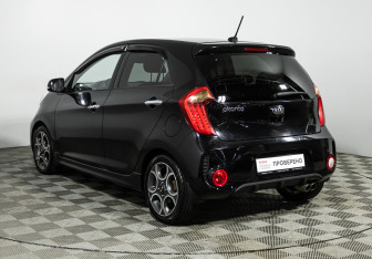 Подержанный автомобиль Kia Picanto 2015 года (7 фото)
